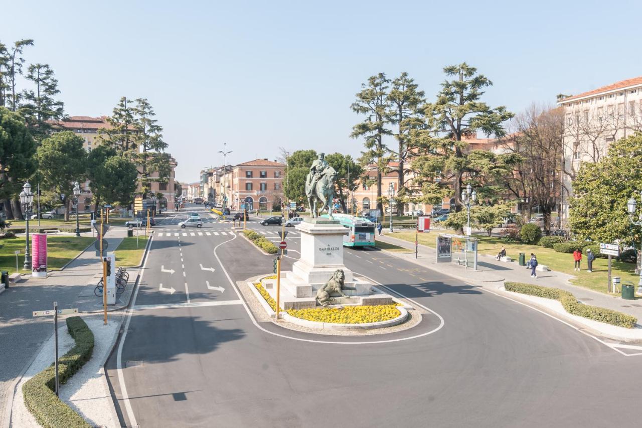 ברשה Appartamento Piazza Garibaldi - F&L Apartment מראה חיצוני תמונה